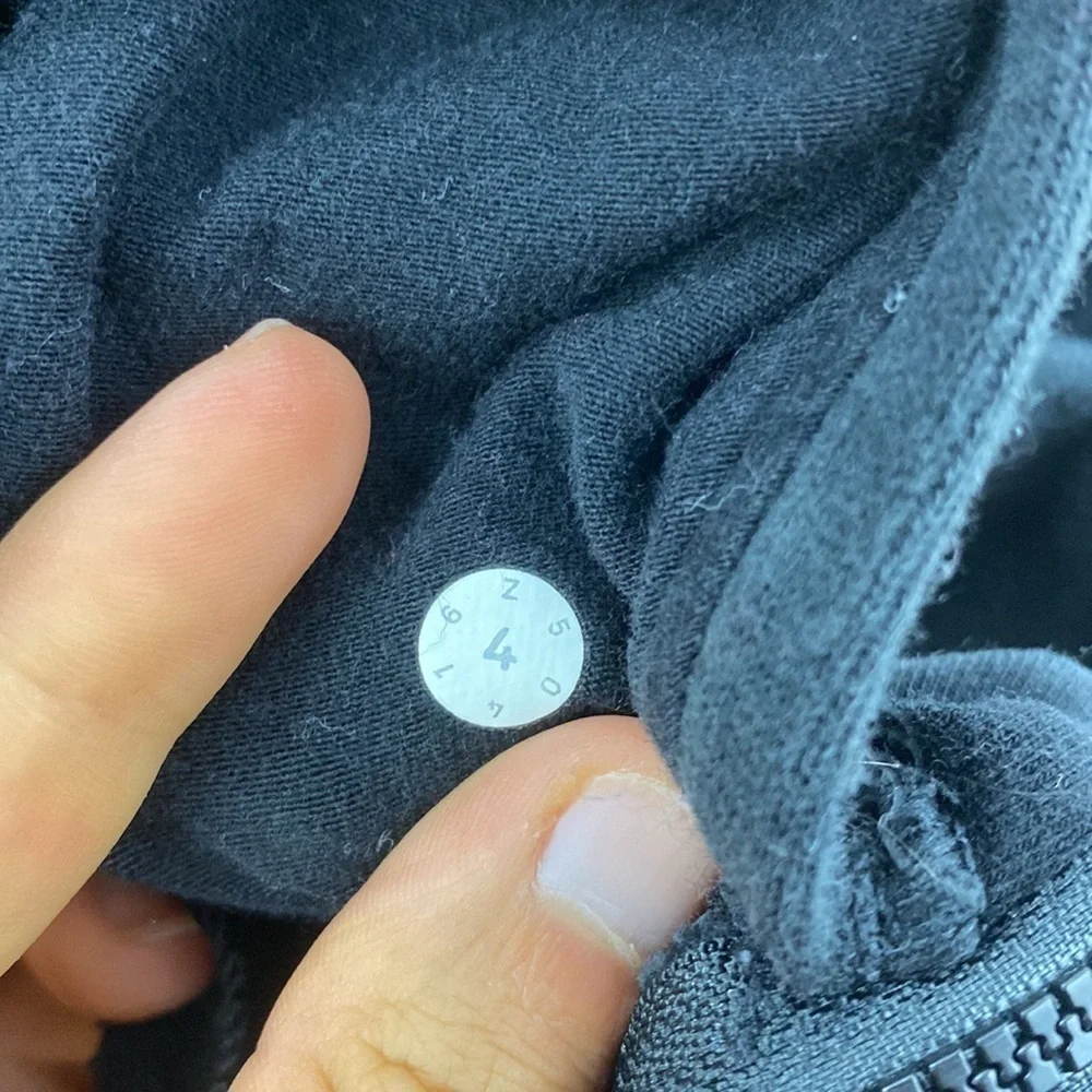 Lululemon Fleece Be True Crew Black